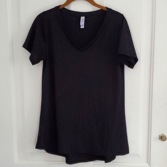 LuLaRoe Black Vneck High Low Tee - Picture 1 of 5